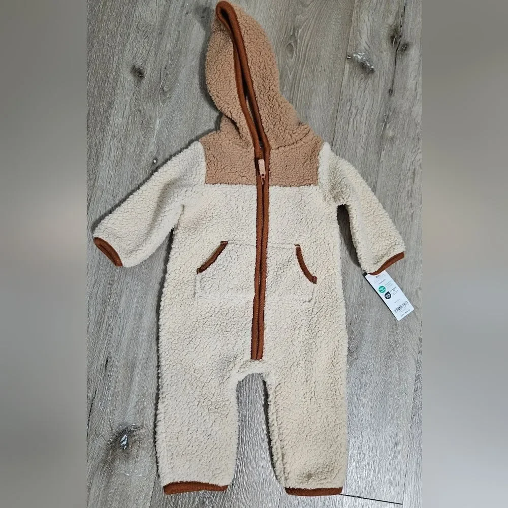 NWT Carters Baby Hooded Jumpsuit SIZE 6 MONTHS